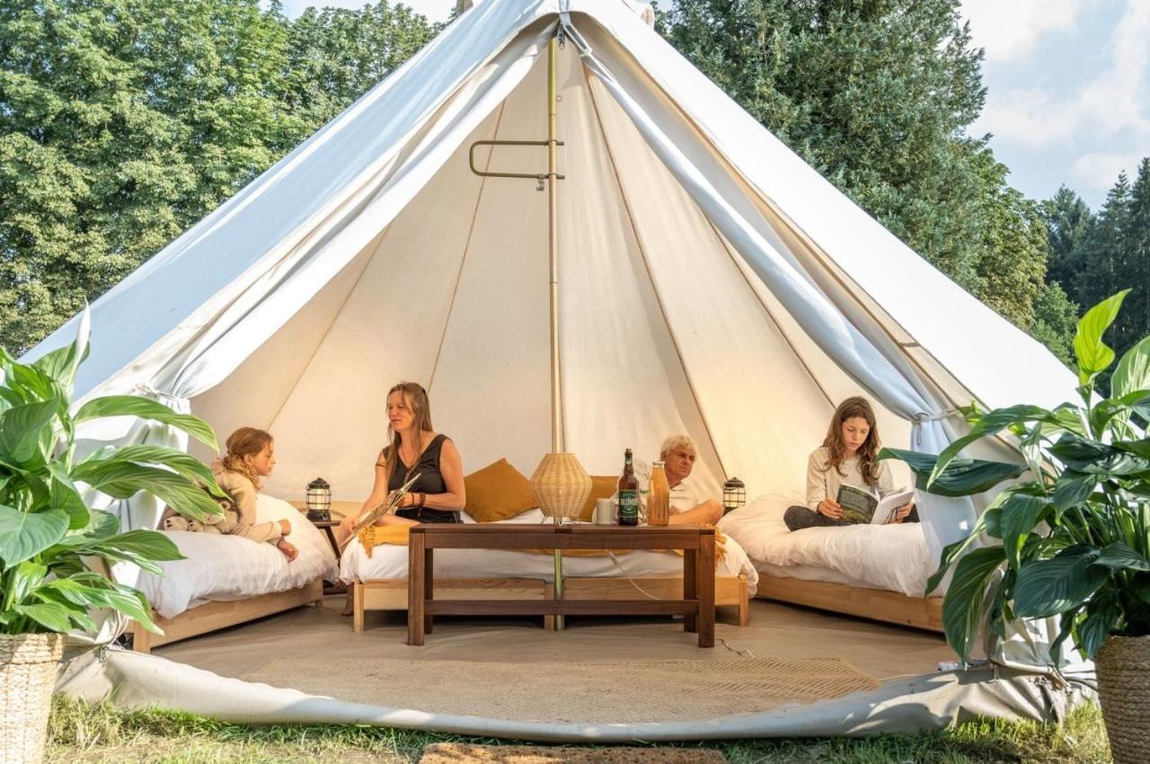 Cocoon Village - Glamping - Domaine Des Grottes De Han Rochefort Exterior foto